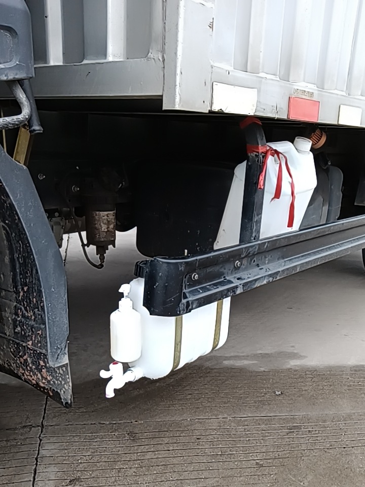 轻卡车载洗手水箱带洗手液壶储水箱微型货车都可安装司机洗手神器