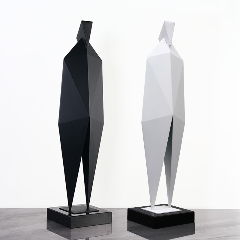 北欧现代简约抽象人物创意客厅软装饰品摆设黑色轻奢金属雕塑摆件