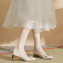 H659-16羊皮垫纯色高跟鞋女春夏新款粗跟方头女鞋金属扣日常单鞋