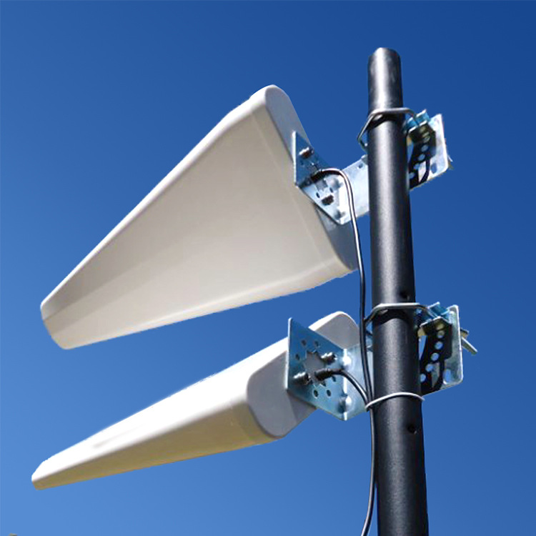 厂家供应 4g对数周期天线 室外定向天线 高增益室外定向4g天线