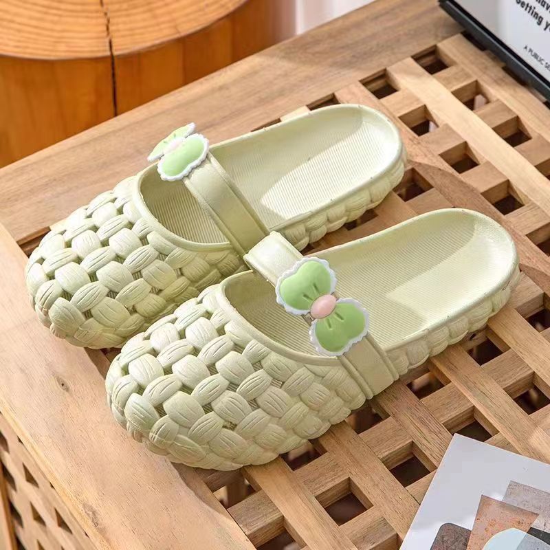 2023 New Summer Indoor and Outdoor Women's Biscuit Slippers Fashionable and Comfortable Home Bathroom Sandals