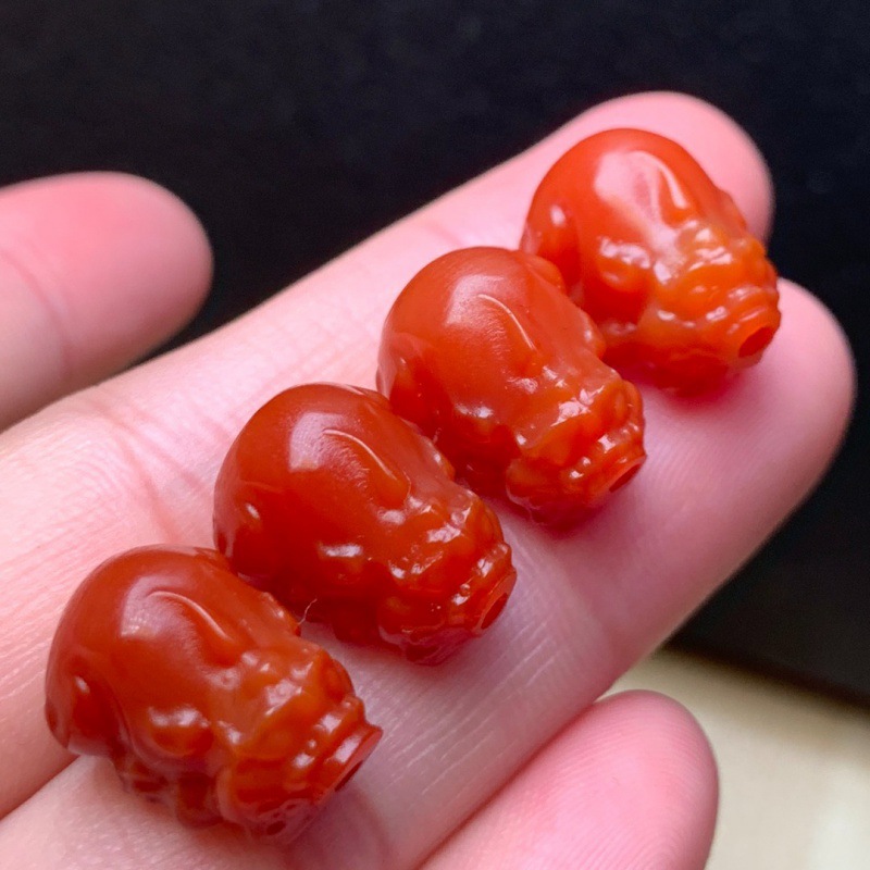 天然玛瑙南红配件貔貅吊坠满肉柿子红玛瑙雕刻件项链挂坠文玩配饰