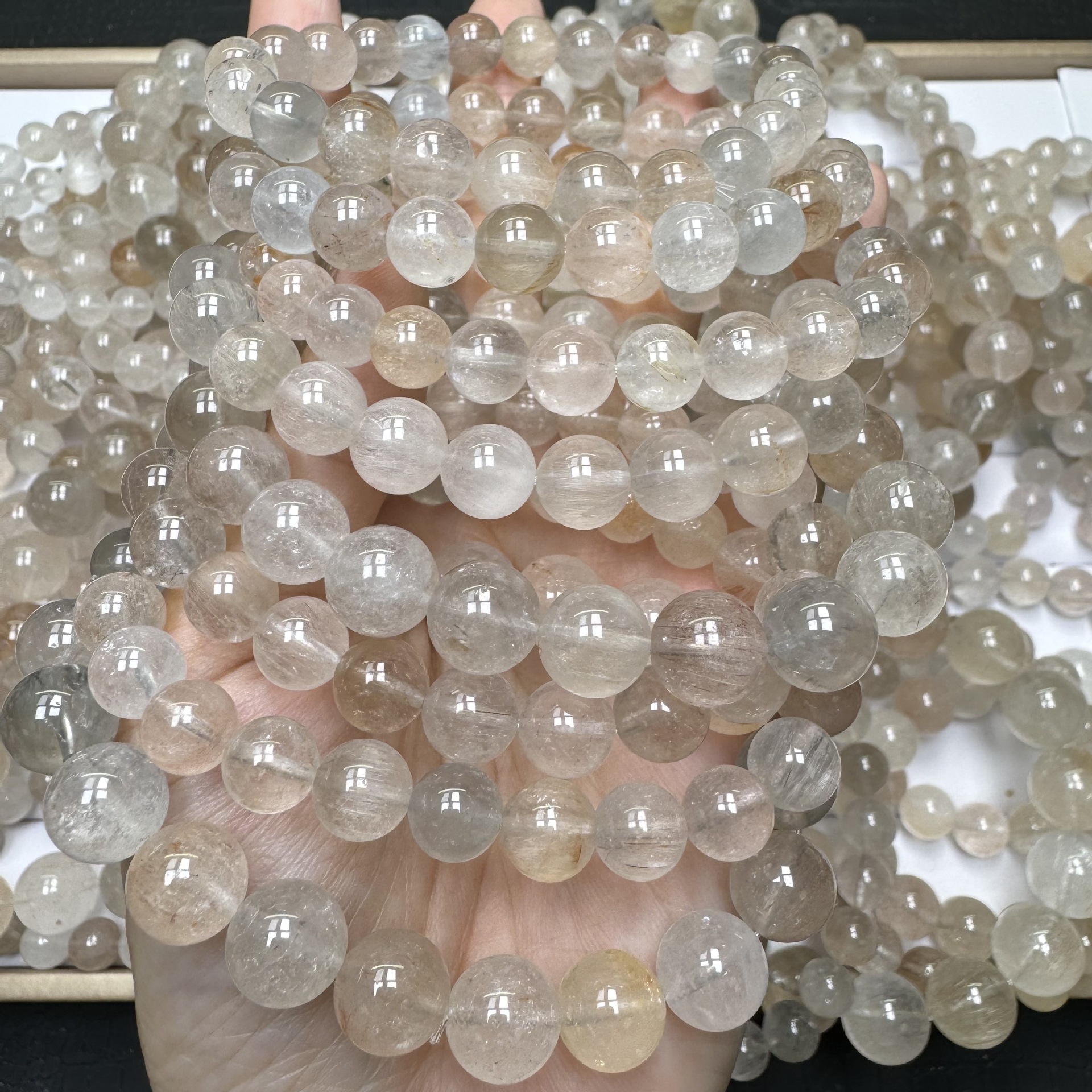 粉兔毛水晶手链女ins彩兔毛拉丝猫眼维纳斯发晶手串饰品跨境电商