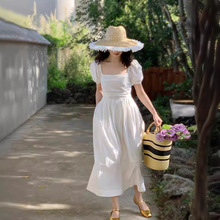 白色短袖连衣裙2024夏装新款修身方领超仙泡泡袖气质小个子长裙子