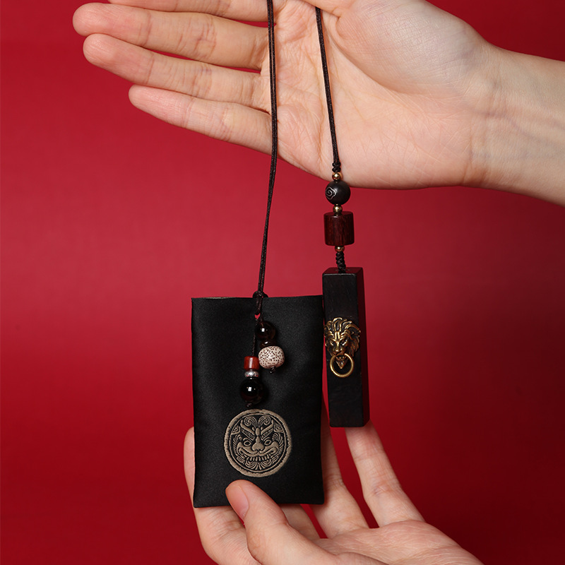 潮牌醒狮香囊车挂网红高级手工刺绣御守香薰ins风男士佛系保平安