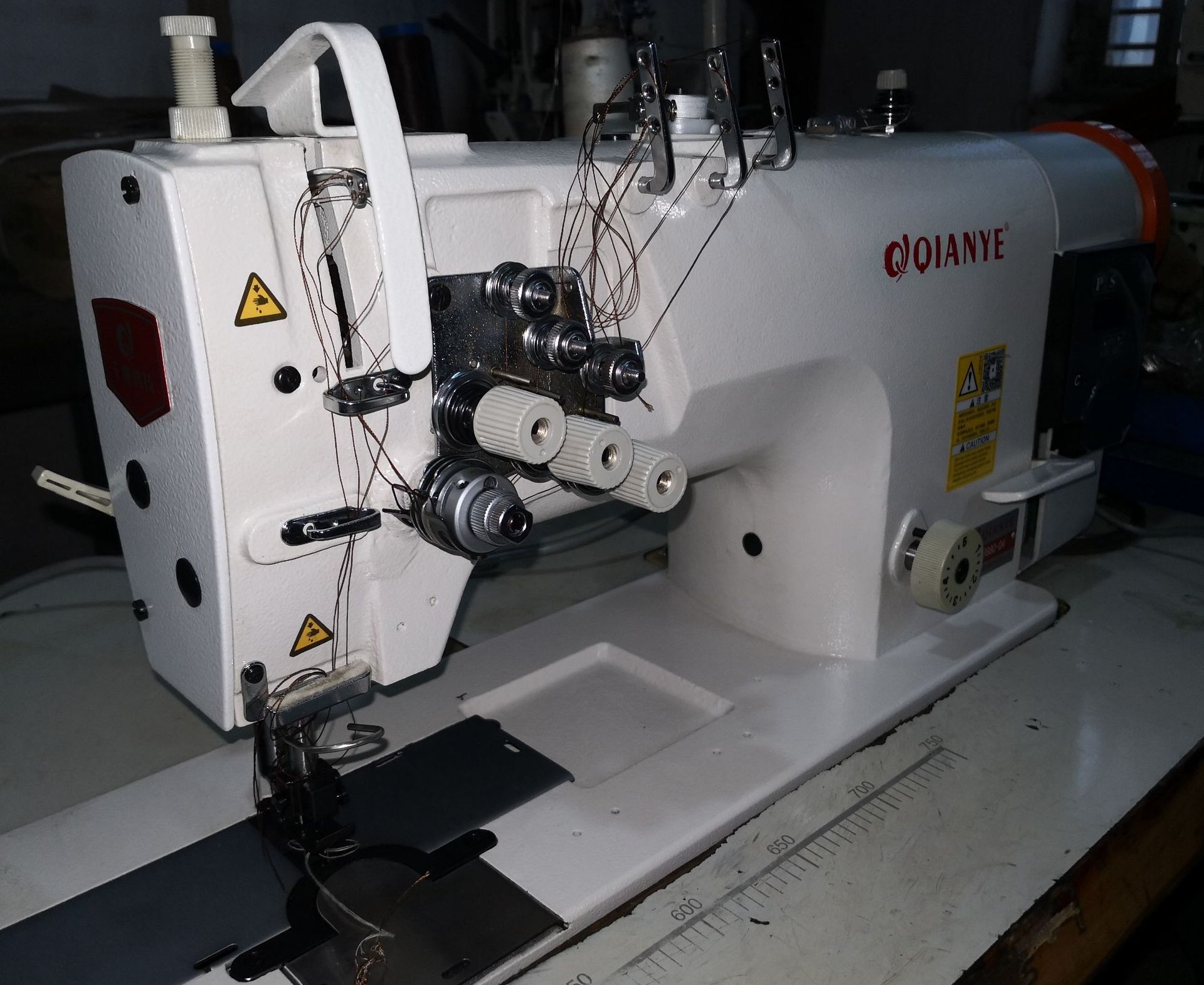 三针平缝机直驱平车 qianye 平三针工业缝纫机厂家直销