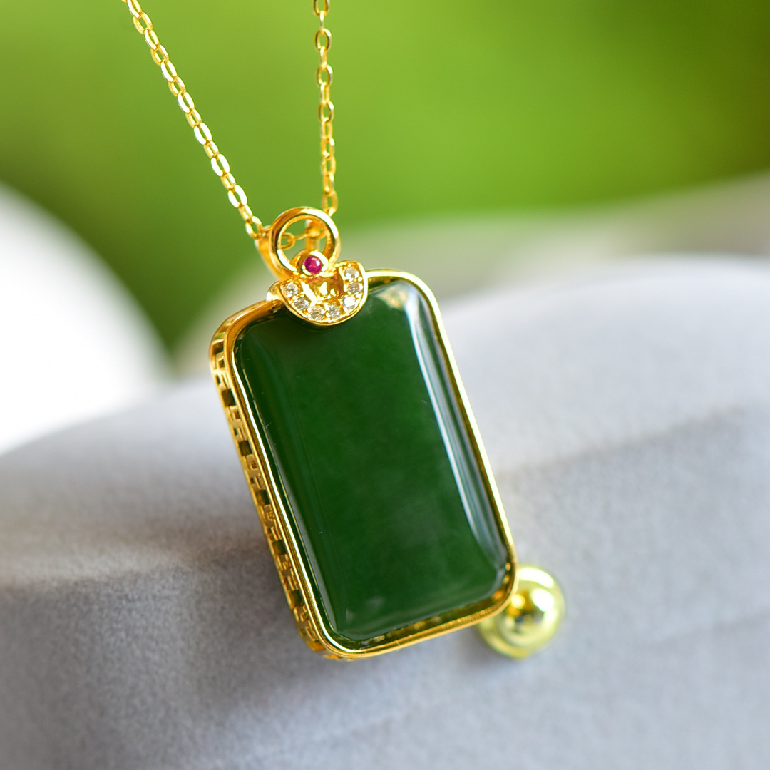 2021年简约银镶嵌和田碧玉几何型女式绿色宝石孔雀石碧玉方形吊坠