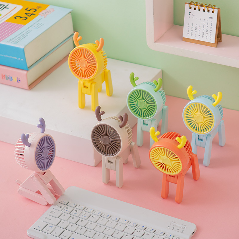 2023 New Deer Super Cute Little Fan USB Rechargeable Student Dormitory Summer Table Decoration Electric Fan Gift