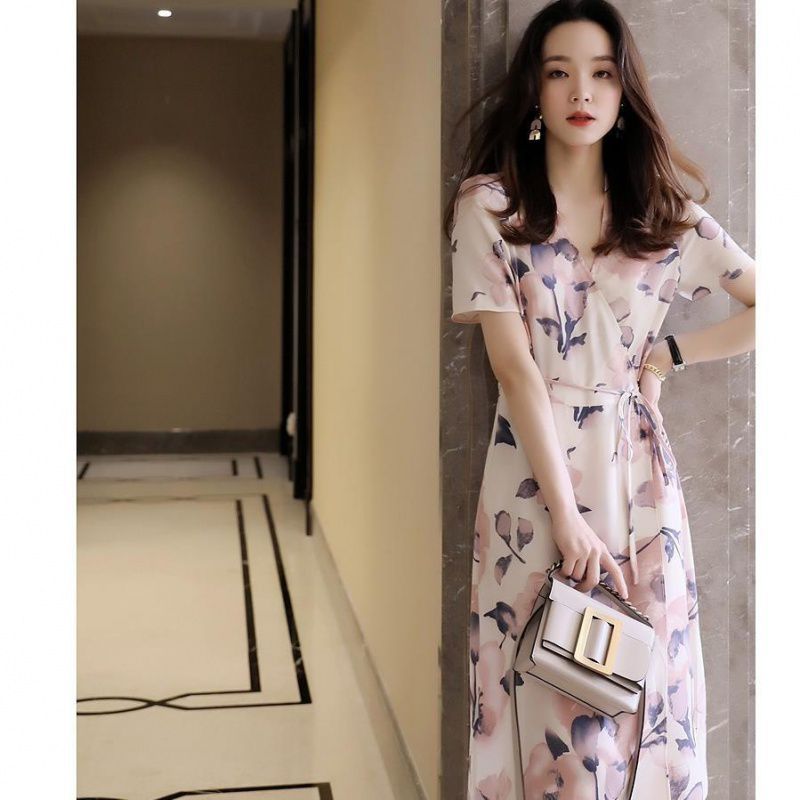 超美配色郁金香花卉印花雪纺连衣裙女夏2021新款显瘦系带领裙子