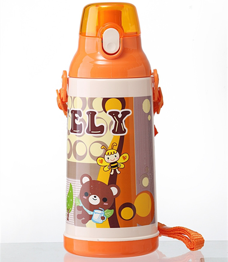 600ml卡卡熊儿童运动背带水壶pp食品级材质源头厂家9792