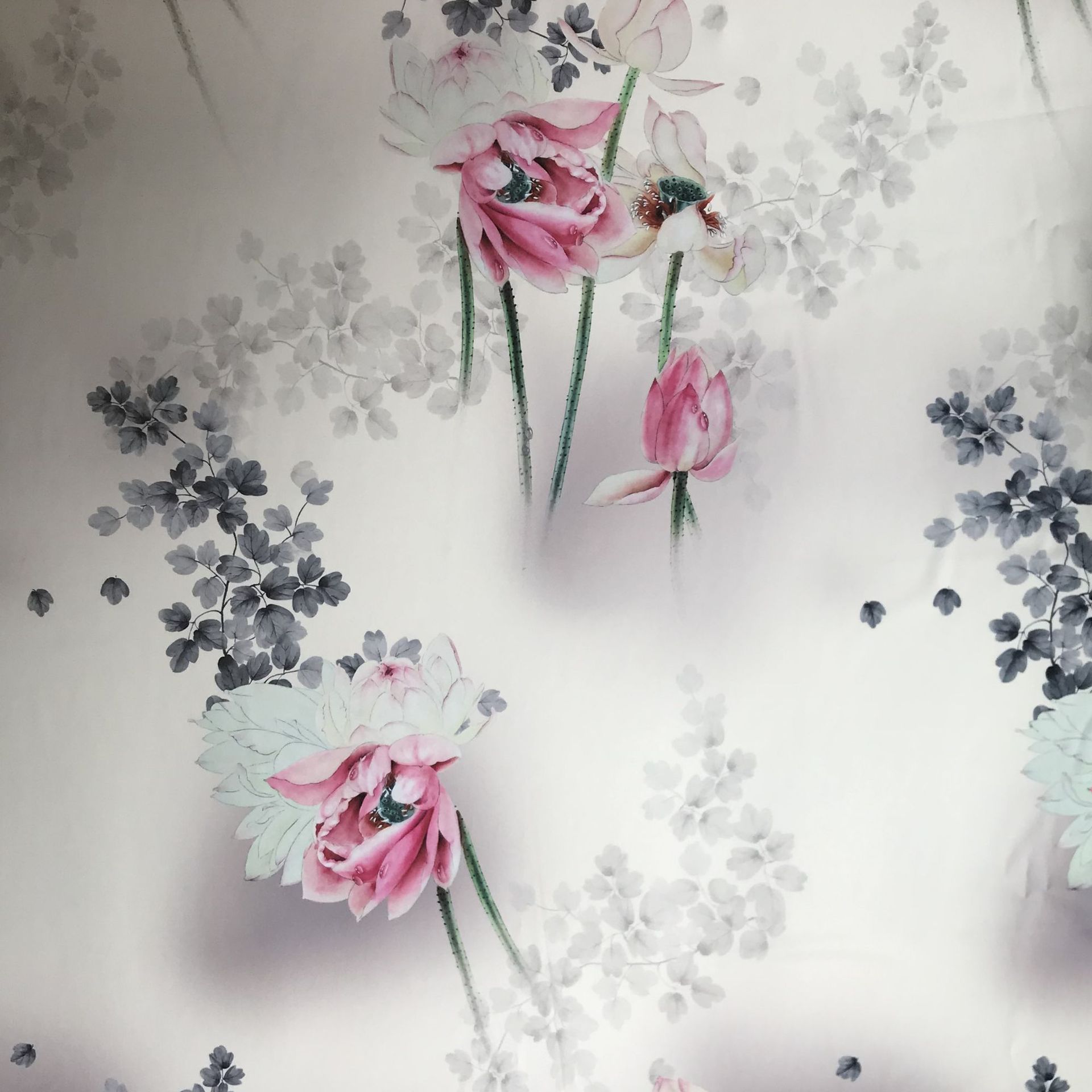 冰丝弹力缎面 水墨荷花数码印花 中国风旗袍改良连衣裙家居服面料