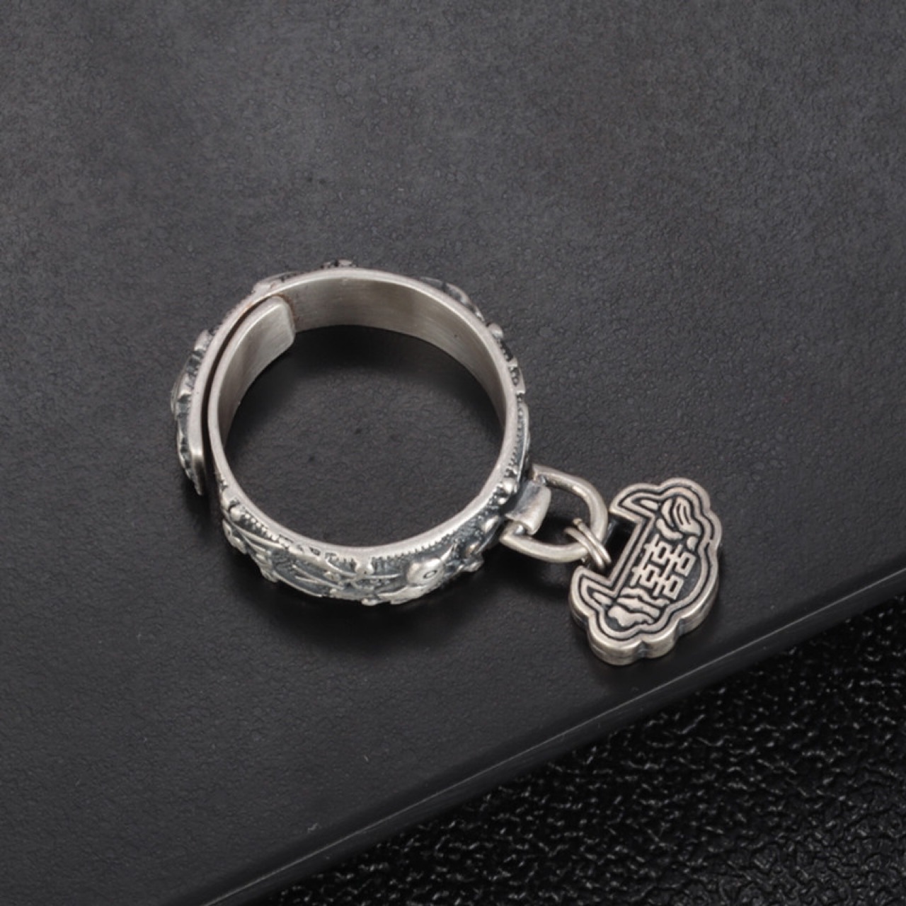 s990足银喜上眉梢如意锁戒指 女复古风潮流食指环 宽面典雅活口