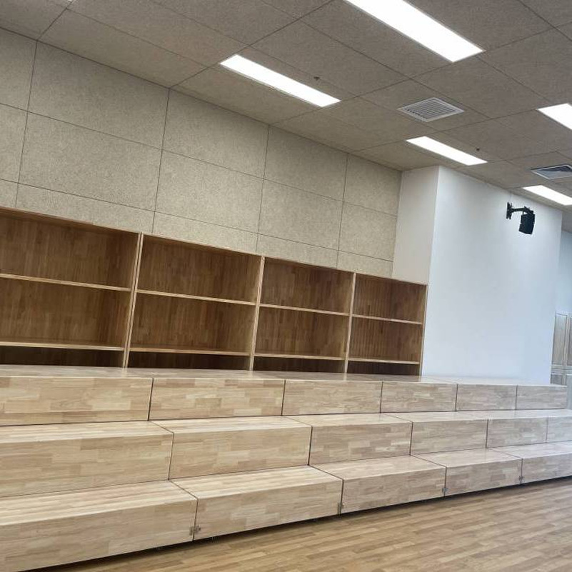 铝合金舞台楼梯