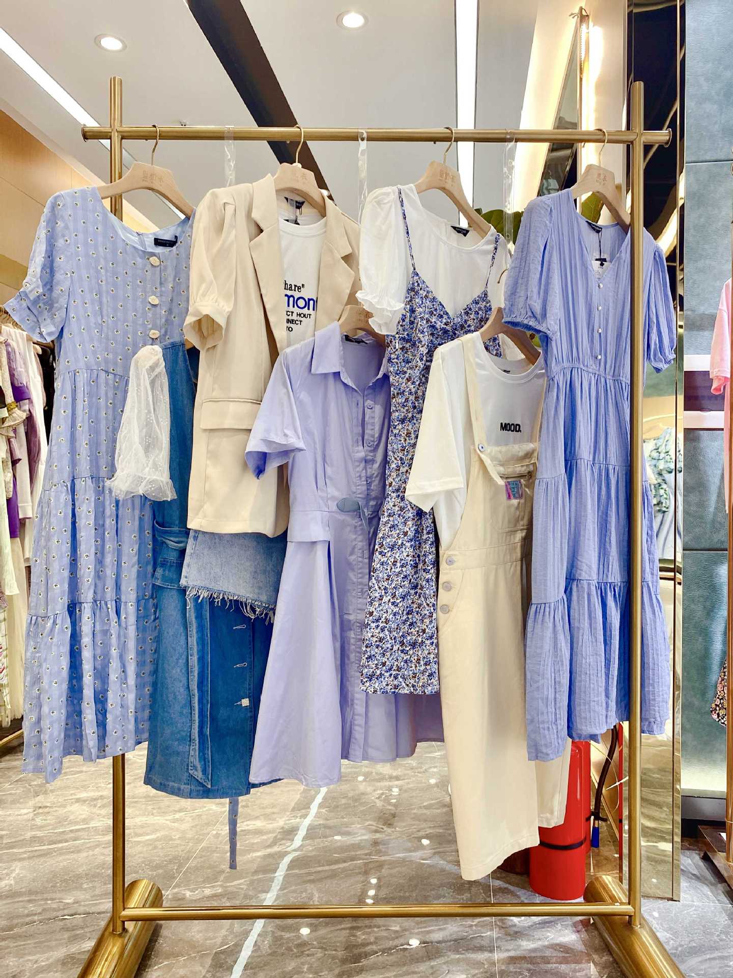 dr/cm22年夏 快时尚引流品牌女装折扣尾货批发一手货源供应商尾单