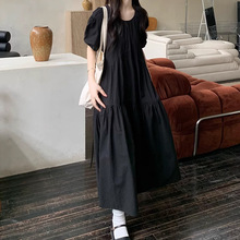 YUEJUXING/魔女小黑裙后背镂空圆领短袖裙夏季遮肉显瘦连衣裙设计