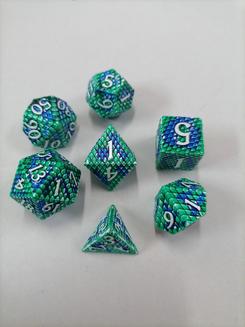 新品供应金属龙鳞多面骰子 d20骰子 dnd跑团金属骰子游戏数字色子