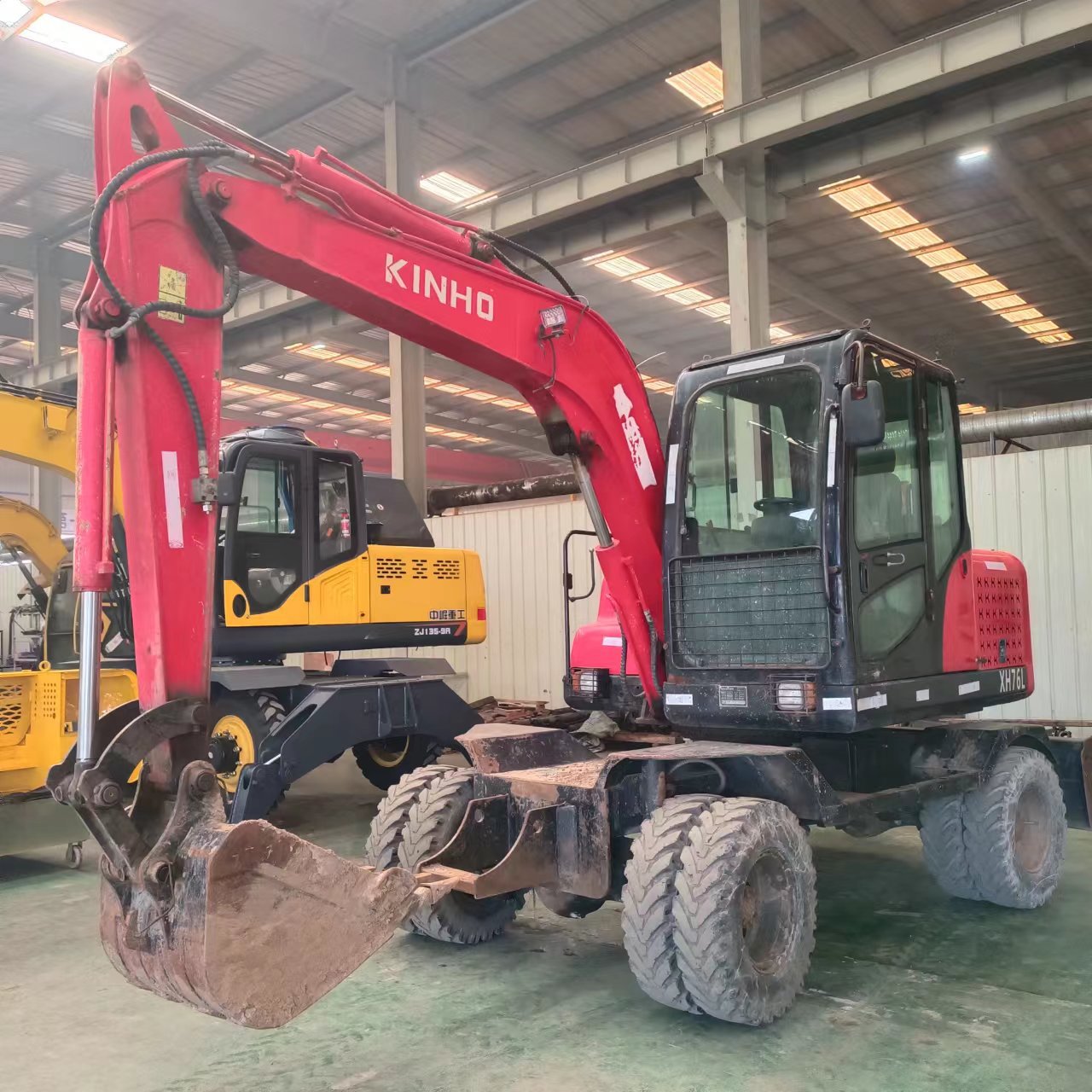 鑫豪60 轮式挖掘机 旋转装载机 便宜微挖 挖土机 挖石头 挖挖机