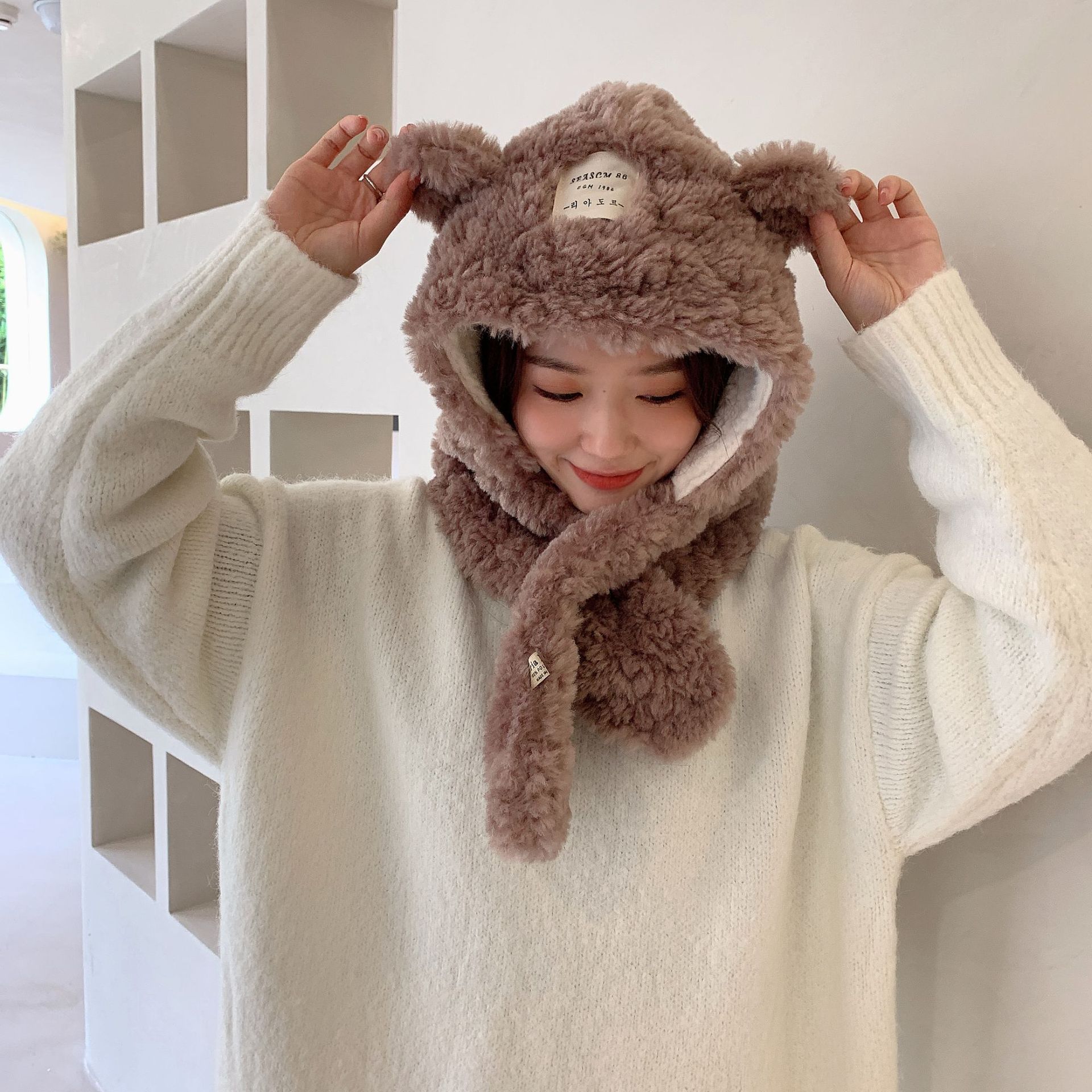 Autumn and Winter New Cute Bear Hat Scarf Women's Warm Hooded One-Piece Plush Scarf All-Matching Earmuffs Hat