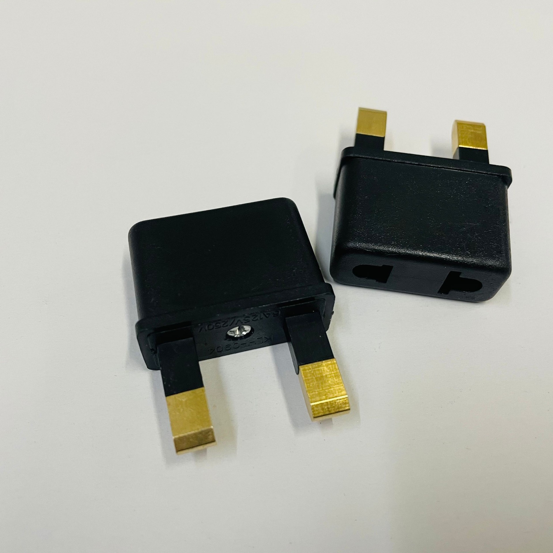 英规 英标澳门香港英国多功能旅行转换插头 小英式转多用转换插座