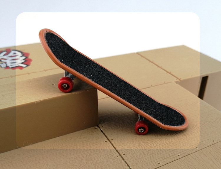 跨境滑板公园场地玩具五件套手指滑板道具