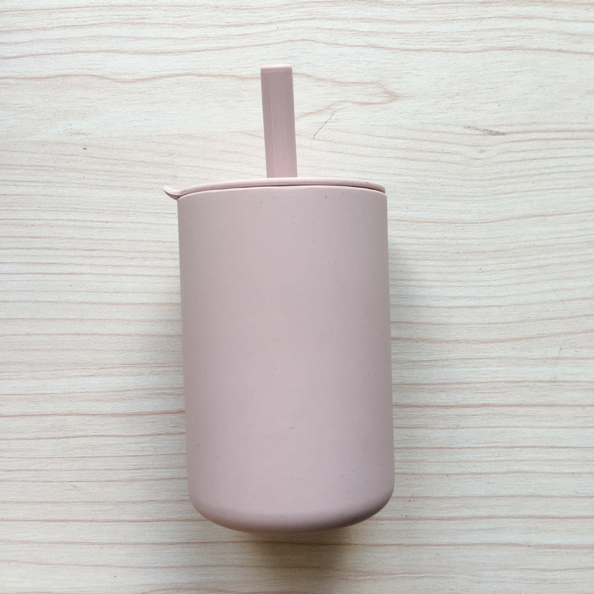 Online Red Silicone Cup Student Straw Cup No-Spill Cup Breakfast Milk Cup Kid's Mug Silicone Cup Factory Wholesale