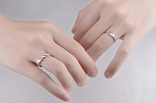 跨境水波扭纹韩版情侣对戒 镀银时尚女戒指厂家批发交织的爱戒指