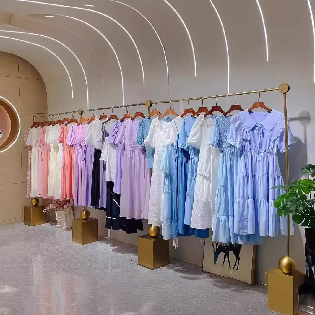 ins映氏2024夏装 杭州品牌折扣女装货源 直播女装尾货厂家-阿里巴巴