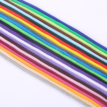 900d四针丙仑钩针丝带绳大概3mm粗1斤大概270米左右