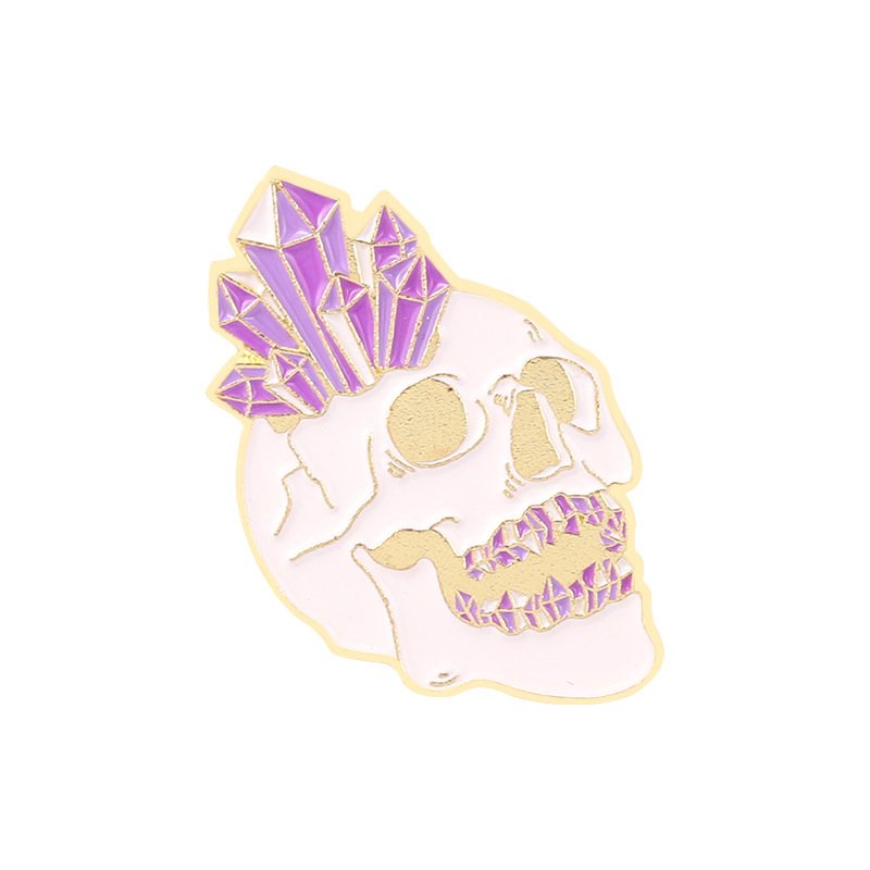 Skull Wishing Crystal Brooch Badge Golden M Badge Clothing Trinket Bag Pin Corsage Scarf Buckle