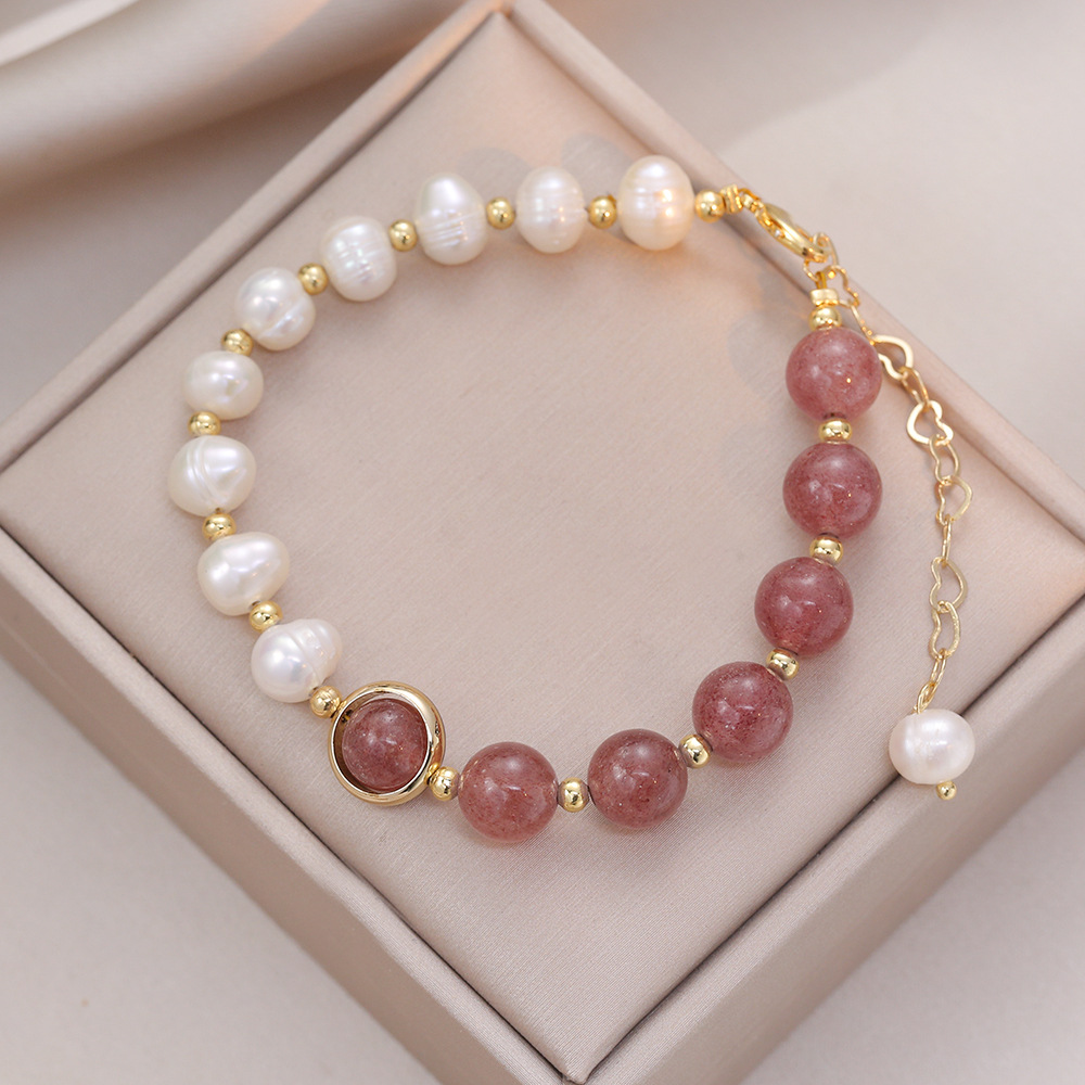 手链女 草莓晶手链ins小众设计简约手饰气质简约招桃花巴洛克珍珠