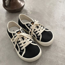 Designer Canvas Shoes Women Low Top Sneakers Wide Toe Lace跨