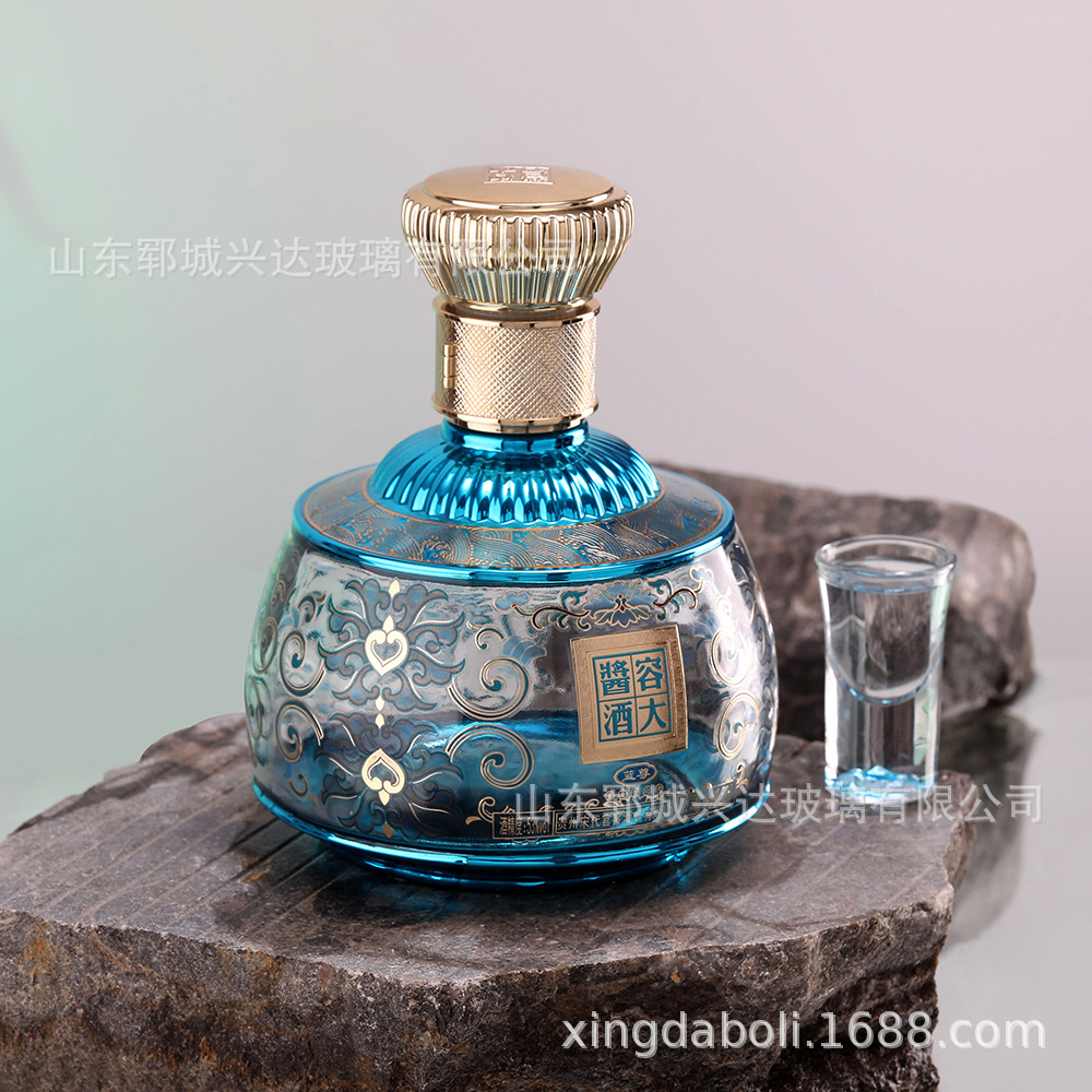 新款空酒瓶彩色玻璃酒瓶一斤装高档白酒瓶空酒瓶500ml白酒瓶-阿里巴巴