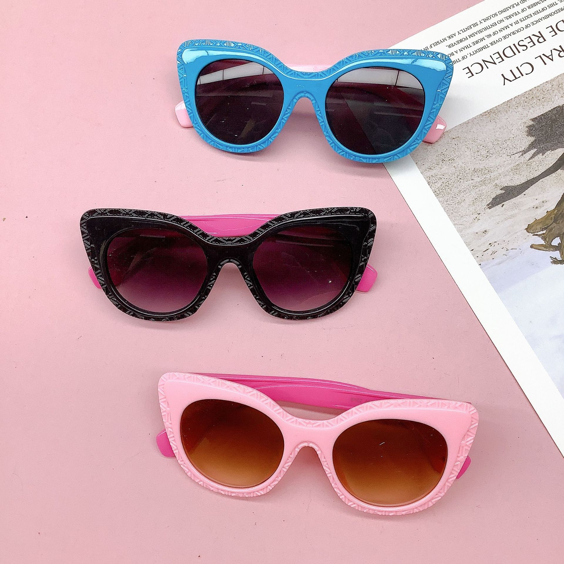 New Kids Sunglasses Fashion Travel UV-Proof Sunglasses Baby Boys Girls Concave Shape Wear Match Glasses