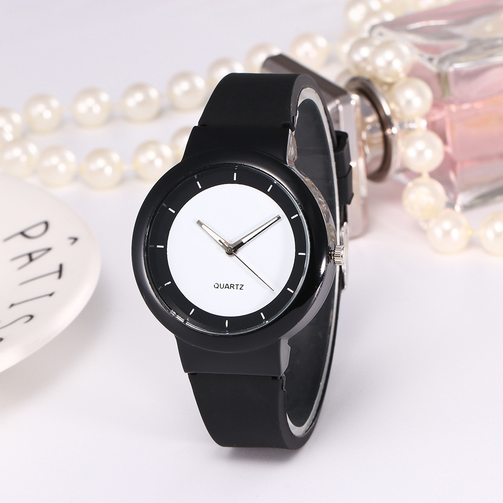 Spot Couple Watch Wholesale Universal Candy Color Casual Simple Silicone Jelly Color Quartz Student Watch