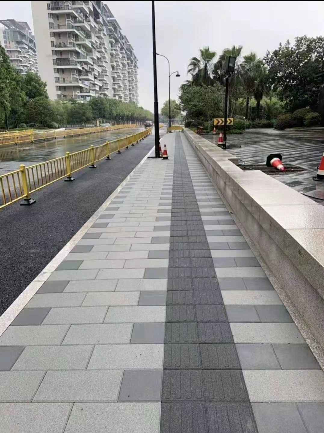 义乌仿石pc砖 户外园林景观庭院砖 透水砖盲道砖 荷兰砖批发