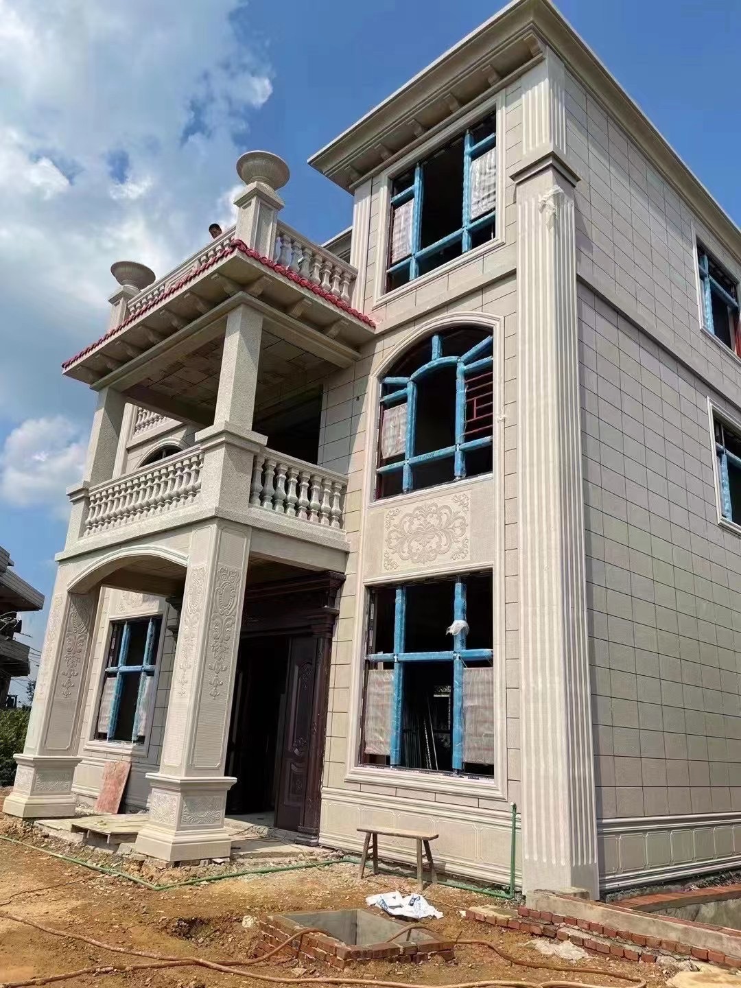 仿花岗岩石面外墙砖配件300x600罗马柱仿麻石面公寓楼挂墙砖