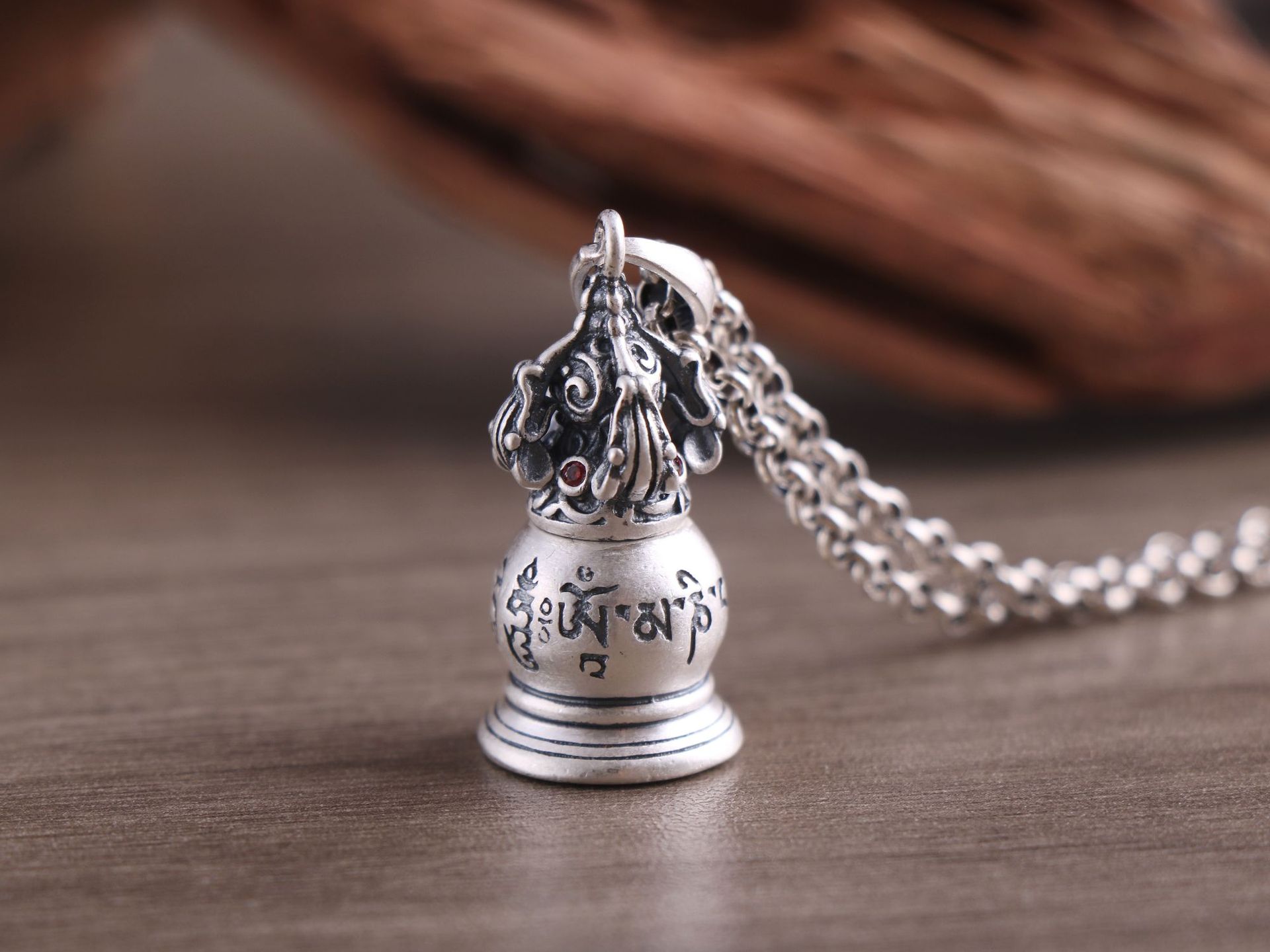 佛教银饰品批发嘎乌盒楞严咒全文吊坠六字真言大明咒拧盖藏式饰品