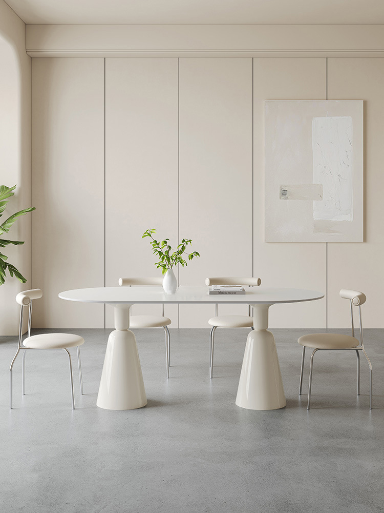 北欧岩板餐桌椅组合奶油风圣杯桌家用小户型现代简约网红吃饭桌子