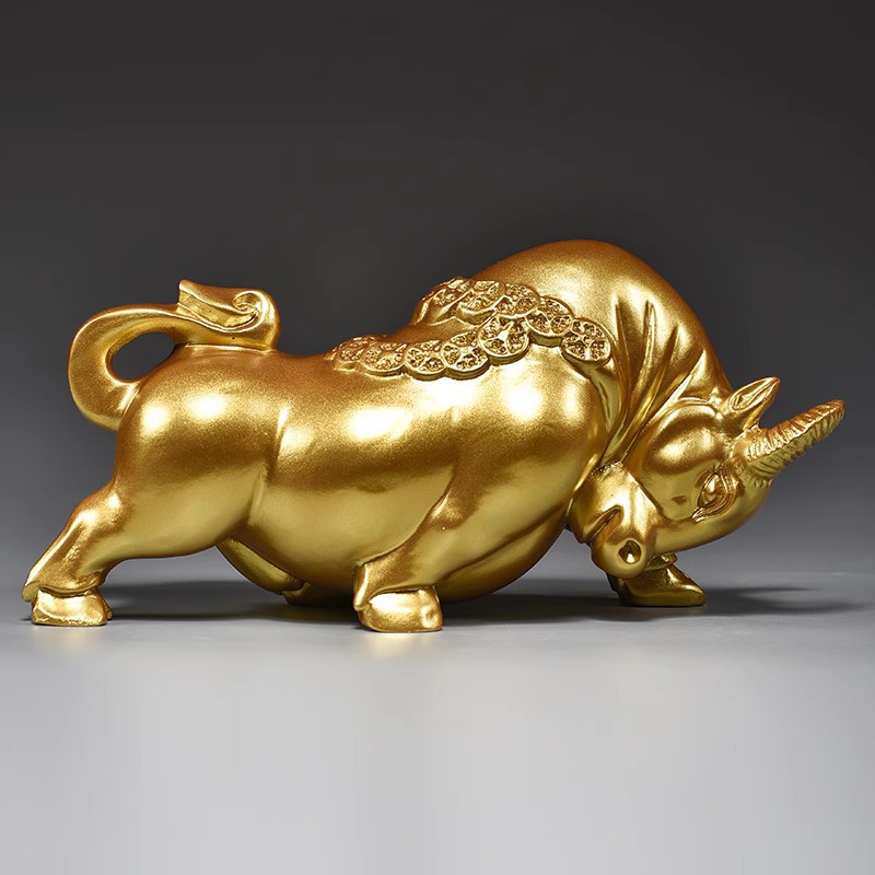 金色牛摆件实木质雕刻牛气冲天金牛家居客厅办公室装饰工艺品送礼