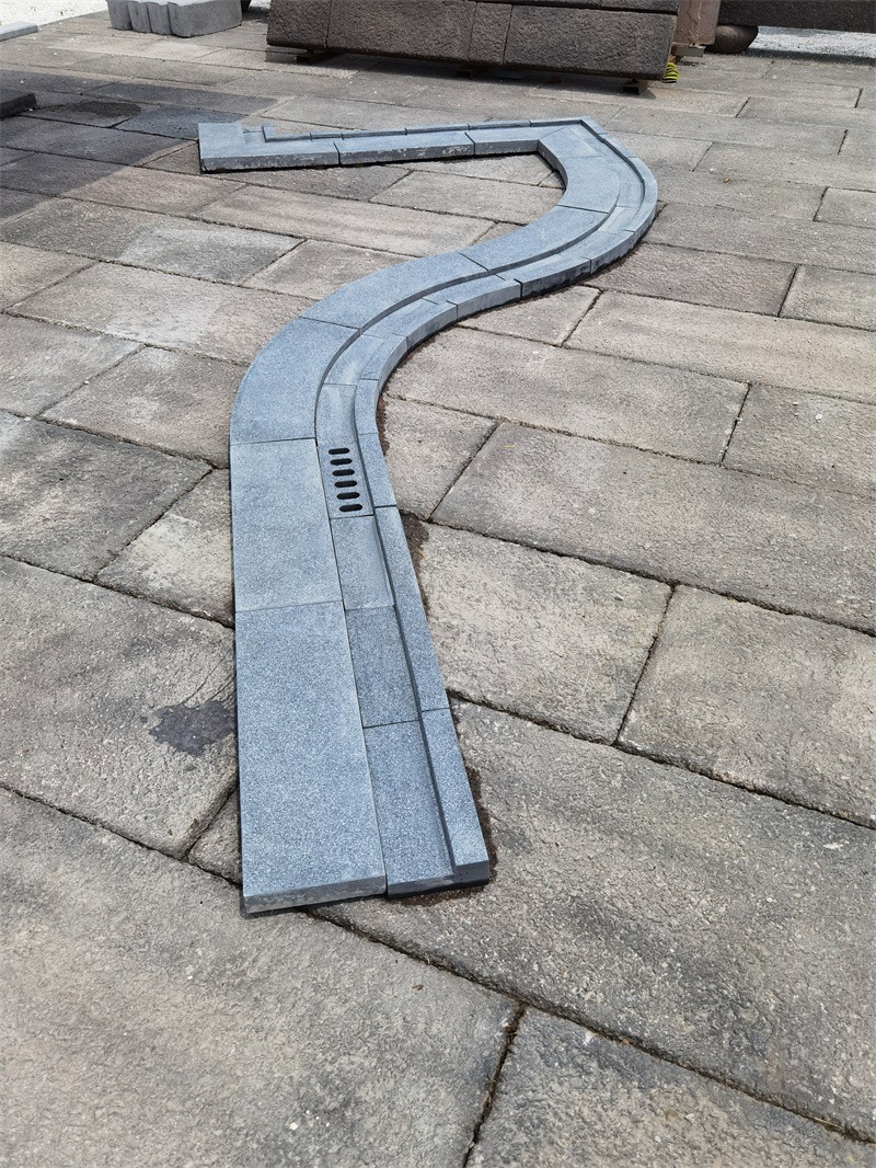 公司秉承市场需求为导向,不断创新,不断吸取国际国内先进技术,加速