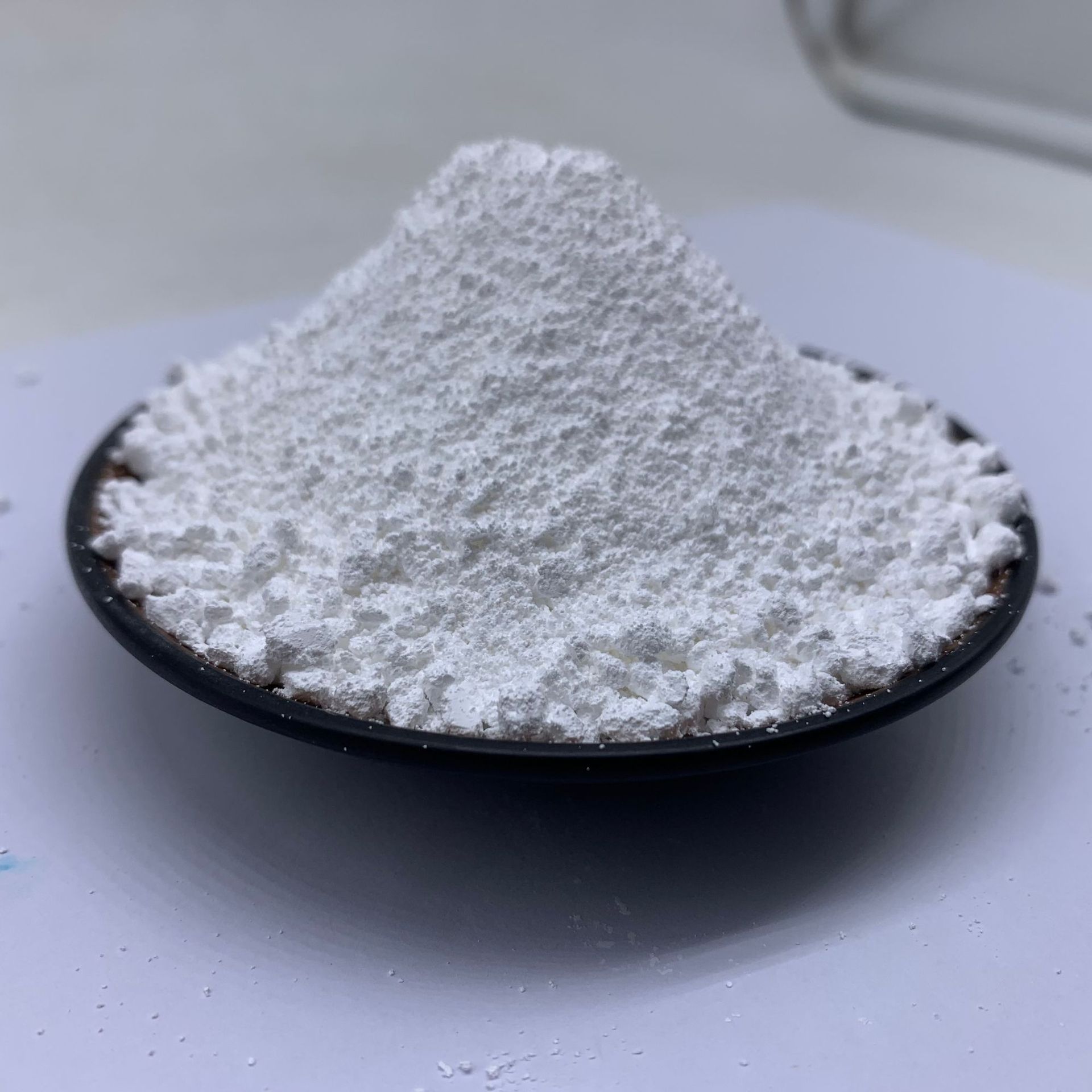 透闪石粉 现货供应油漆陶瓷涂料磨料用细腻透闪石粉