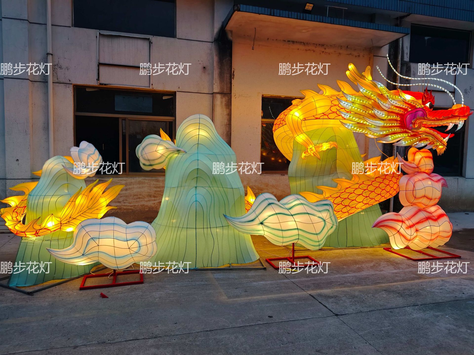 Yingchun Traditional Spring Festival Lantern Festival New Year Large Lighting Modeling Faucet Outdoor Landscape Modeling Festival Festive Lantern