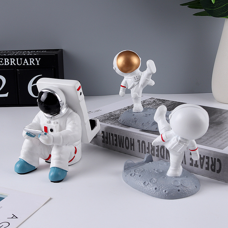 creative astronaut mobile phone holder resin decoration zy home desktop bedside ipad mobile phone holder