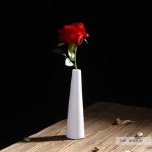 花瓶简约桌面小花瓶西餐厅陶瓷摆件日式办公室单枝玫瑰艺术插花热