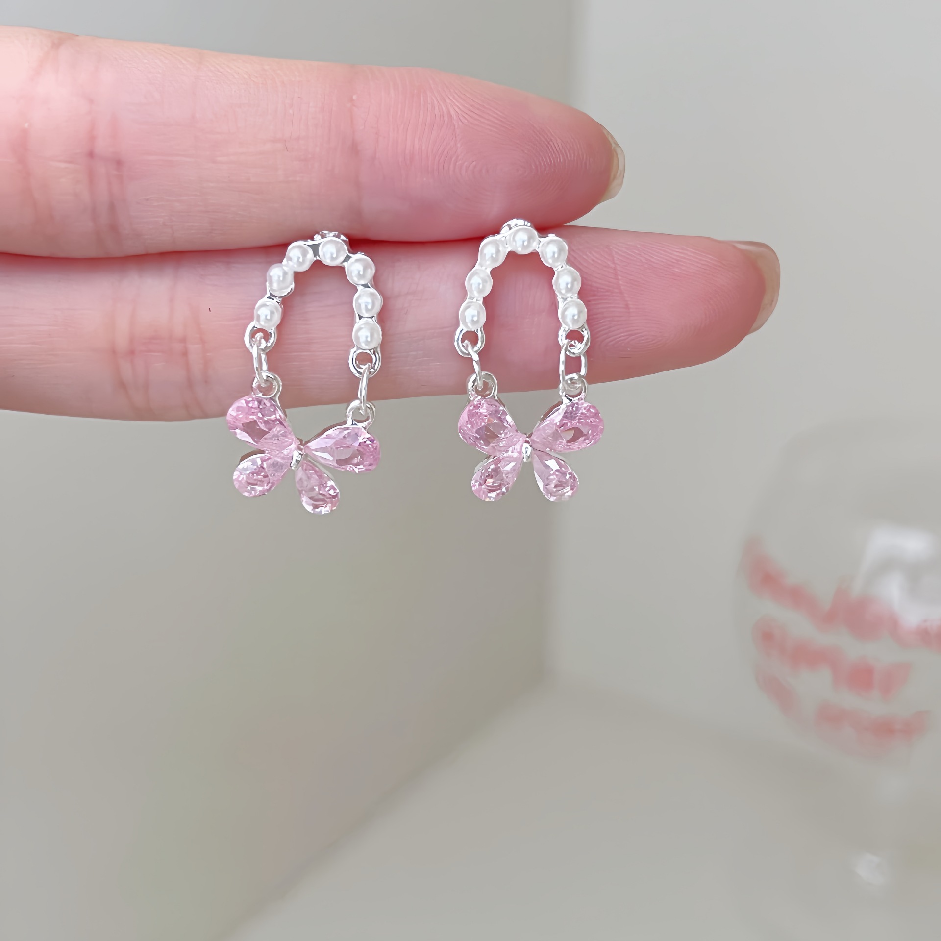 甜美粉色锆石蝴蝶珍珠花篮耳钉ins甜美少女心耳环甜酷风小众耳饰