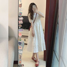 2023新款夏季裙子茶歇法式高级感长裙白色可甜可盐泡泡袖连衣裙女