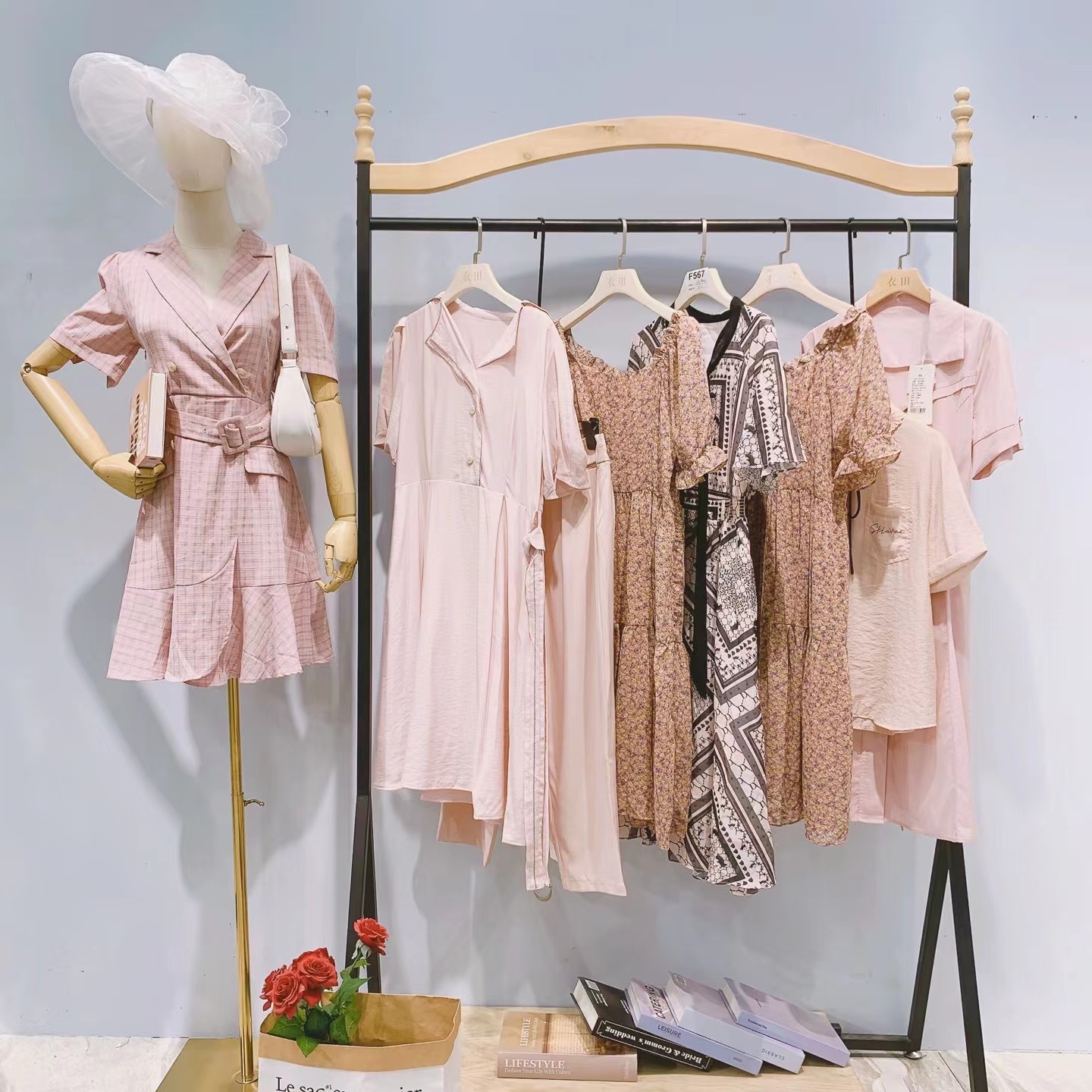 伊芙丽新款连衣裙品牌折扣女装批发杂款衣服库存尾货清仓特价处理