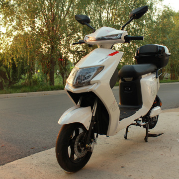 外贸出口高速电摩两轮电瓶车踏板双人代步锂电外卖快递电动车批发