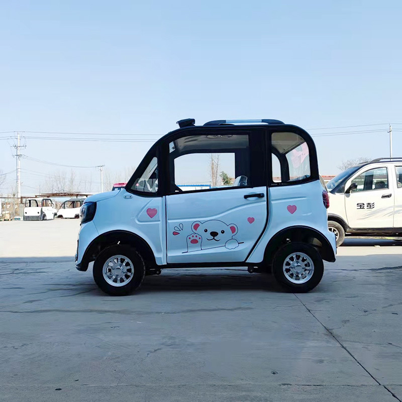 商品描述老年代步车四轮电动电动汽车电动轿车四轮电瓶车全封闭电动