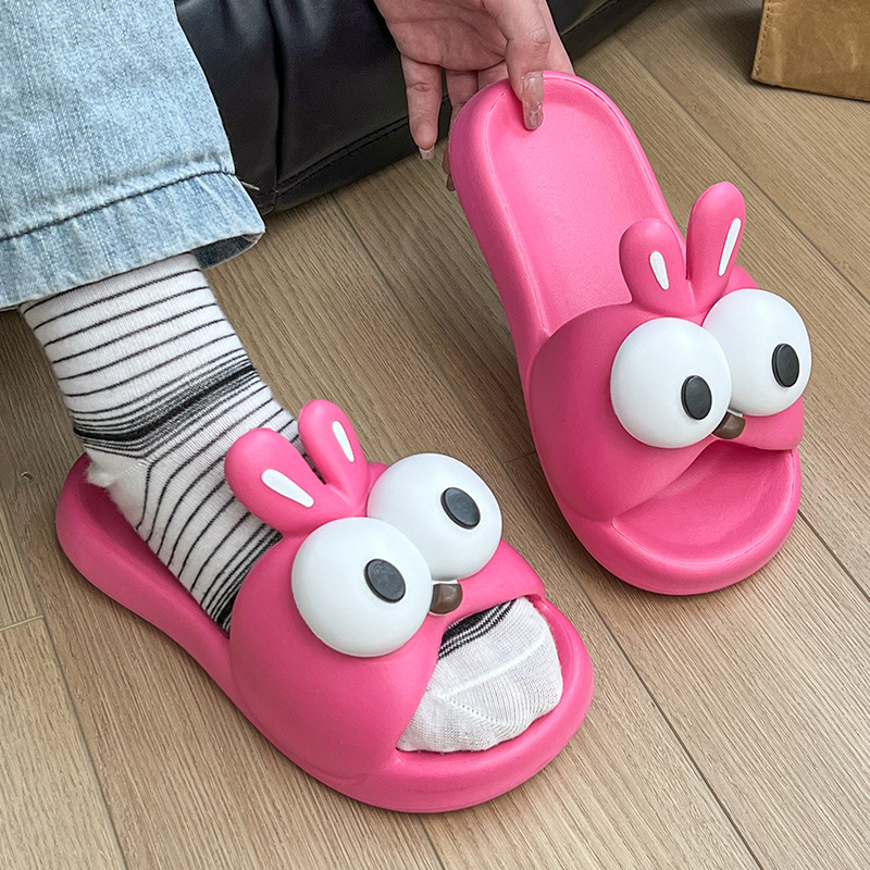 qidan shoes factory sandals women‘s summer cute cartoon shit feeling home soft bottom non-slip eva outdoor slippers women